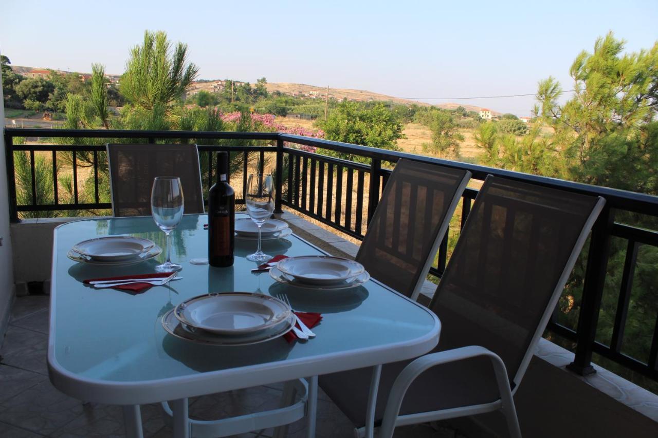 Vakis Apartments 5 Romanon Ngoại thất bức ảnh